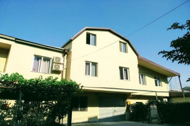 Riverside Guest House